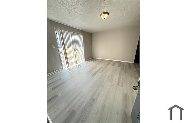 Building Photo - 3823 Sherril Brook Rd #3