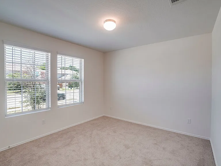 3200 Windy Vane Dr — Photo 11