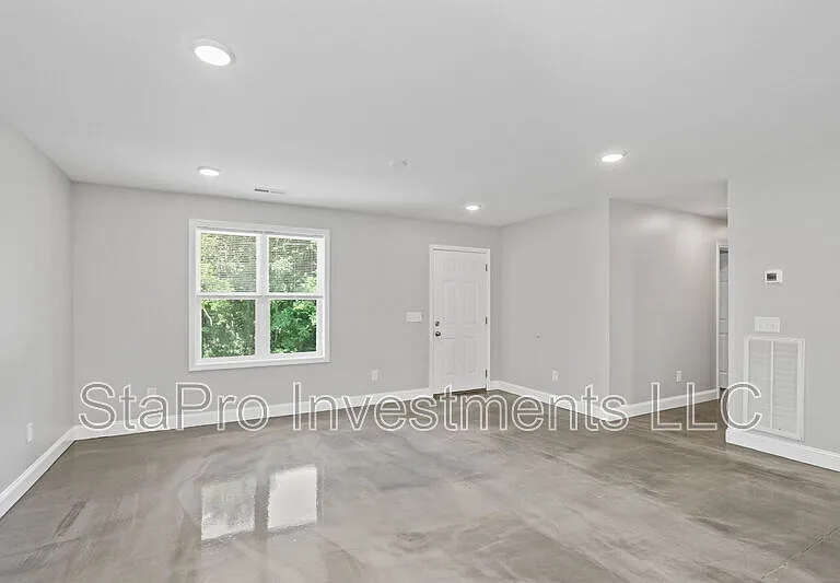 73 McMurtry Rd — Photo 16