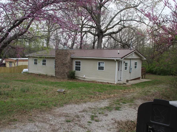 405 Walnut Ave, Bull Shoals, AR 72619