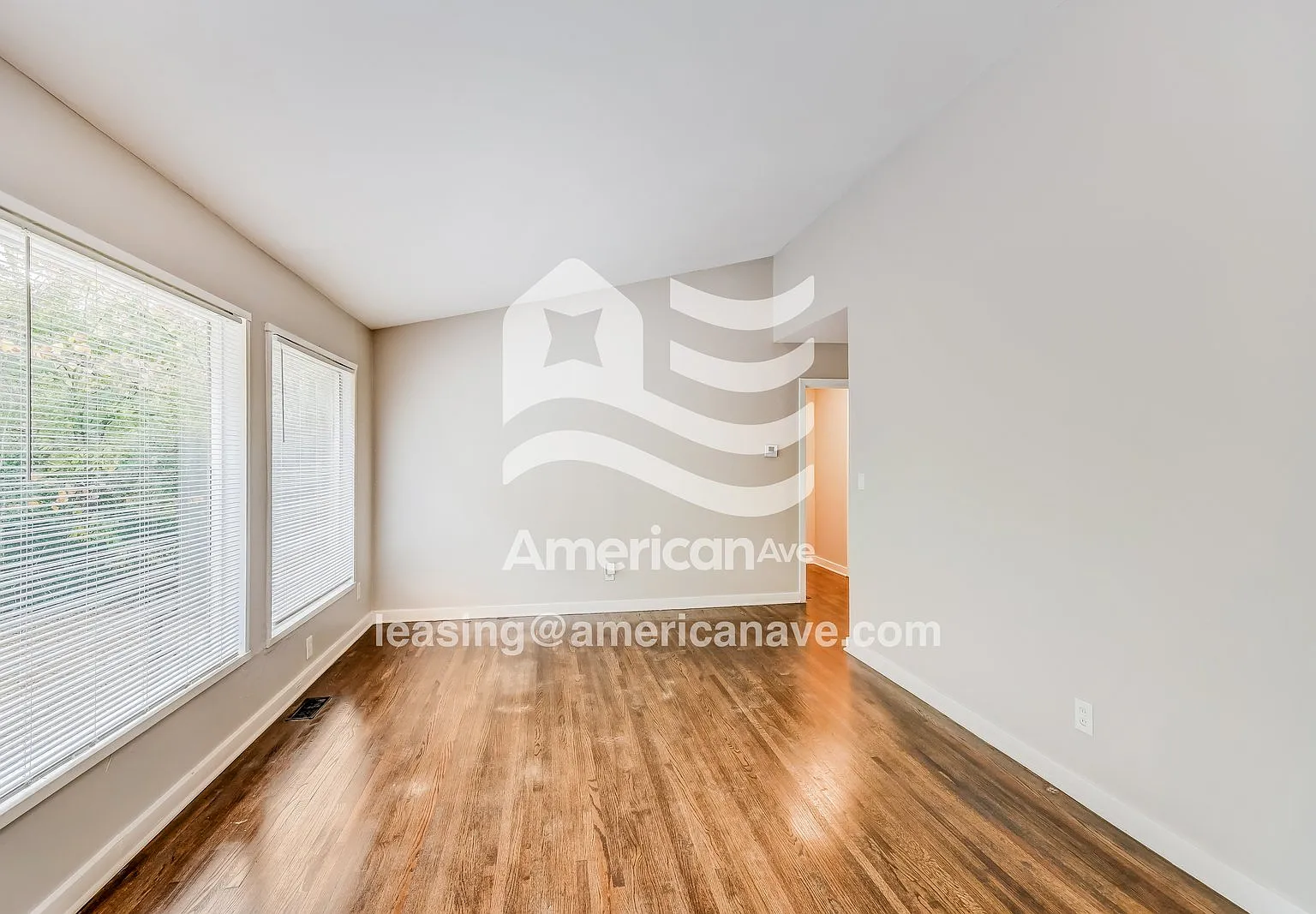 3 bed, 1.0 bath, 1035 sqft, $1,161 — Photo 4