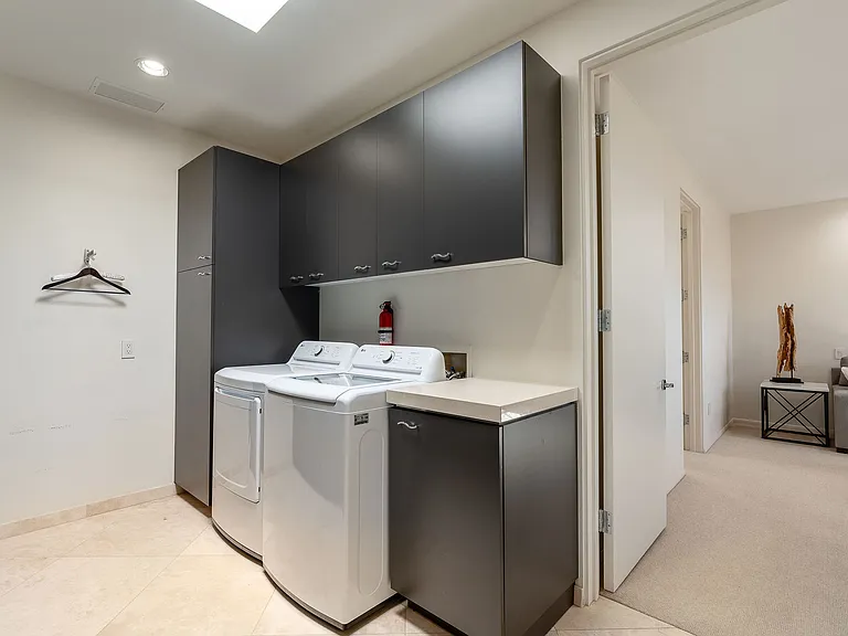 16 Judd Ter — Photo 47