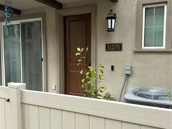 31275 Via Nubes, Temecula, CA 92592
