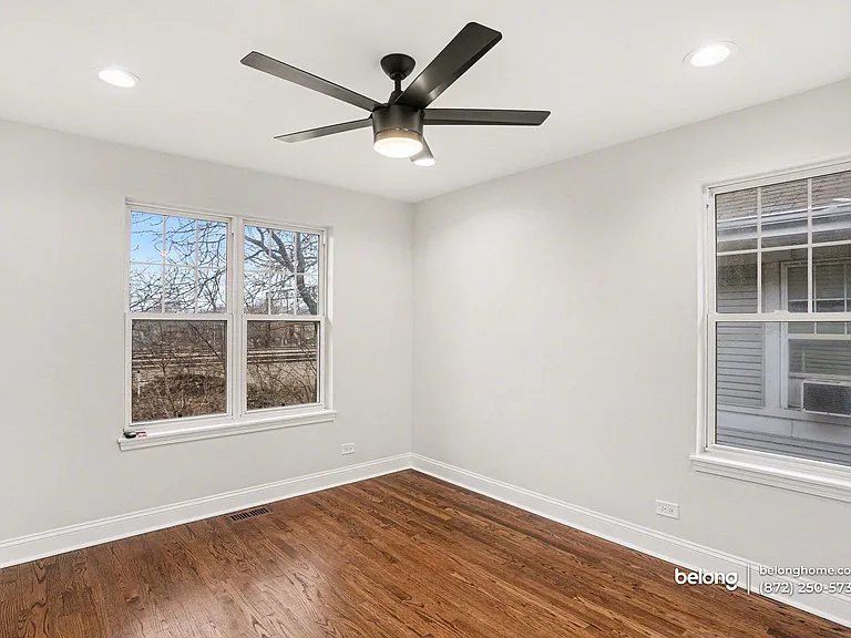 4922 S Cornell Ave #X — Photo 15