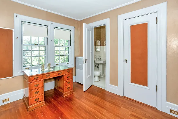 Sold by Trebach Realty | media 25