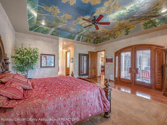 5th image of 212 El Camino Dr