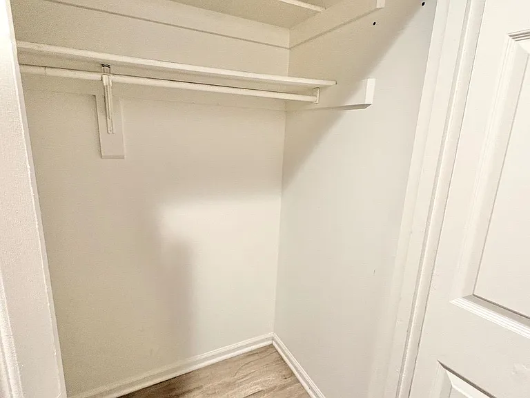 5111 Heritage Ln — Photo 13