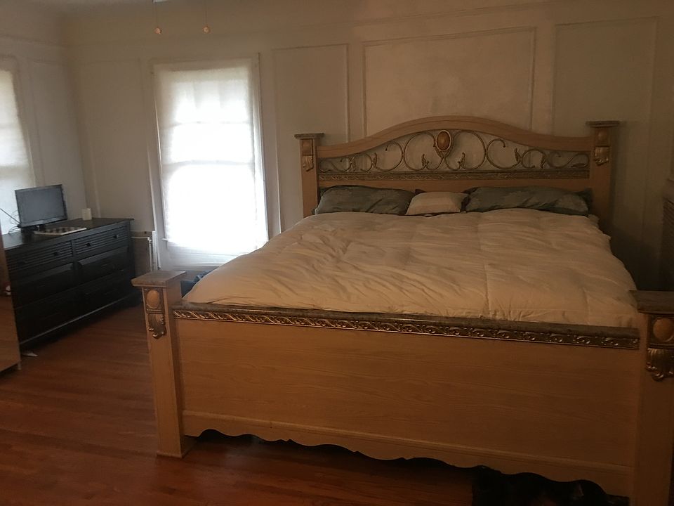 2nd image of 2212 W Boston Blvd