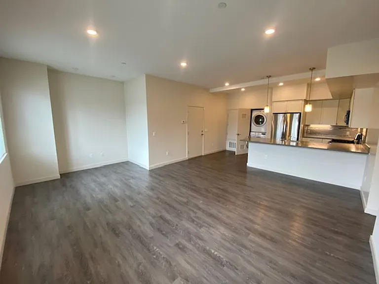 505 Central Ave — Photo 6