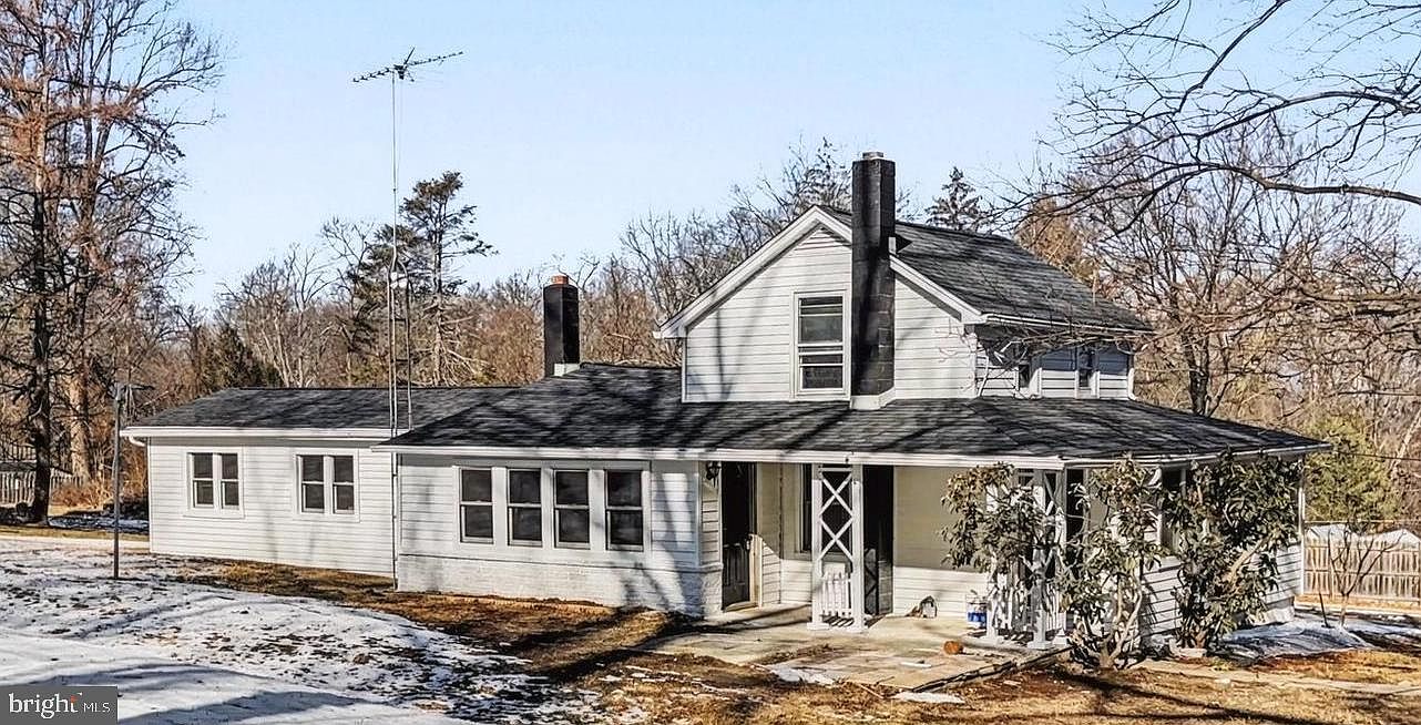 229 Hill St, Mount Holly Springs, PA 17065 | Zillow