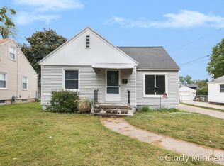 927 Cricklewood St SW, Wyoming, MI 49509
