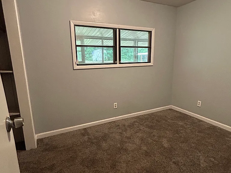 454 Acacia Dr — Photo 8