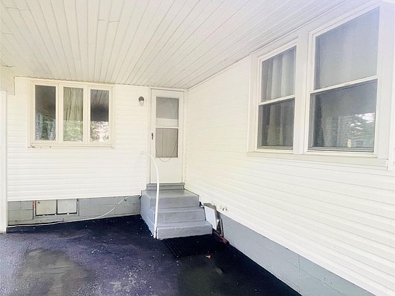 3rd image of 66 Corbin Avenue