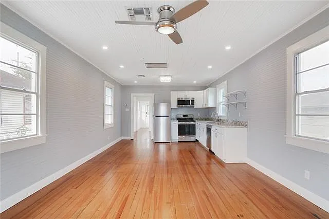 1 bed, 1.0 bath, 672 sqft, $1,350 — Photo 3