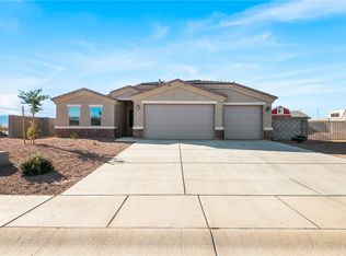 495 S Glen Canyon Rd, Golden Valley, AZ 86413