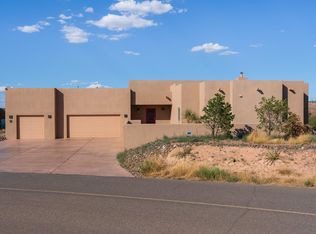 13 Brazos Trl, Placitas, NM 87043