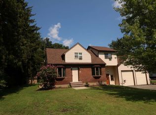 9 Nolan Rd, Ballston Lake, NY 12019