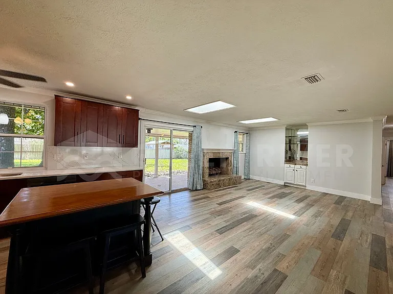 2 Fairway Rd — Photo 9