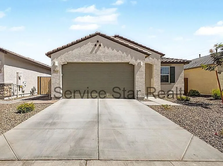 3236 W Juniper Canyon Dr — Photo 1