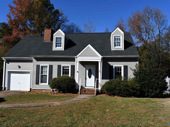 110 Norfolk Cir
