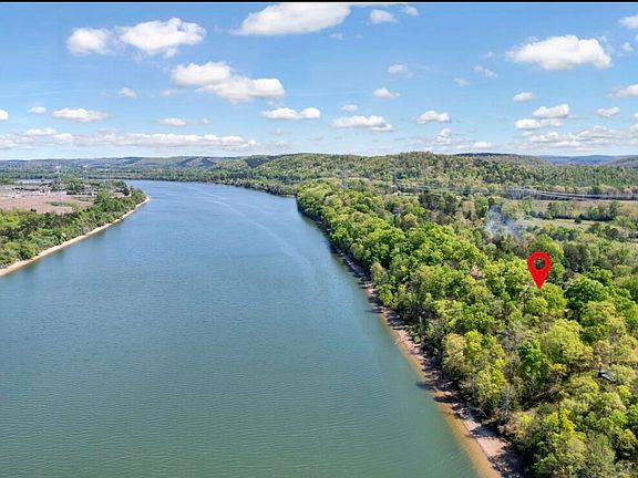 5th image of 250 Cunningham Dr