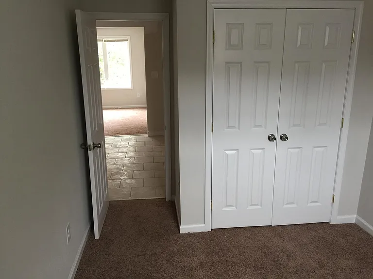 435 Lebaum St SE #4 — Photo 6