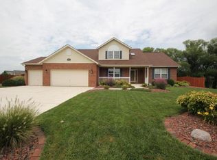 5357 Tulane Ct, Fairview Heights, IL 62208