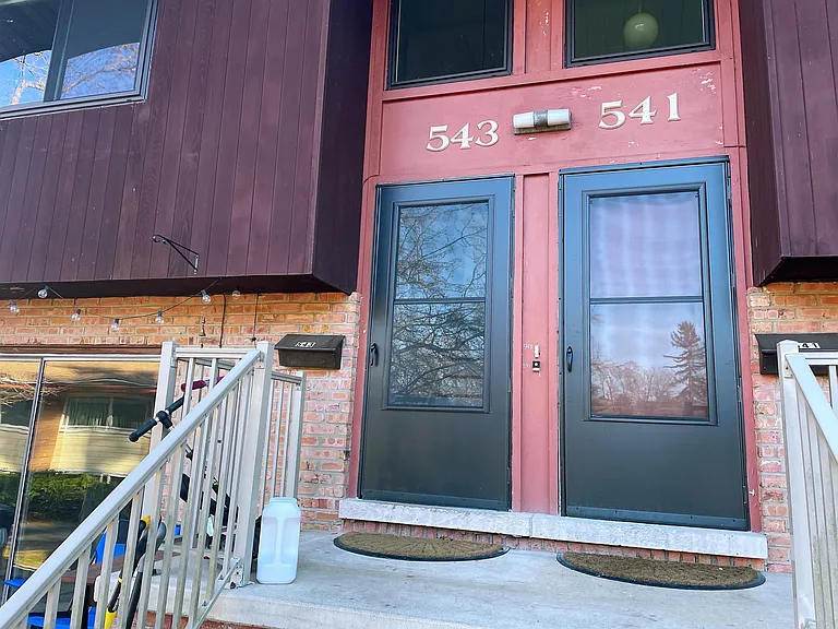 543 Ventura Ct — Photo 1