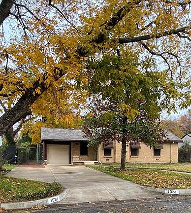 2nd image of 1024 Lydick Ln