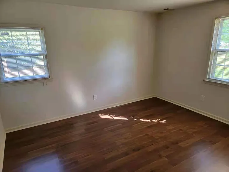 6061 Tammy Dr — Photo 7