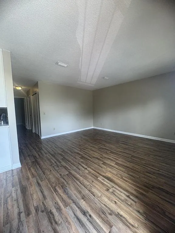 300 W Brunson St, #5 — Photo 4