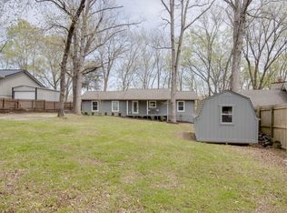 917 Bluff Dr, Lebanon, TN 37087
