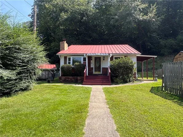 21 Belcher Ln, Charleston, WV 25306
