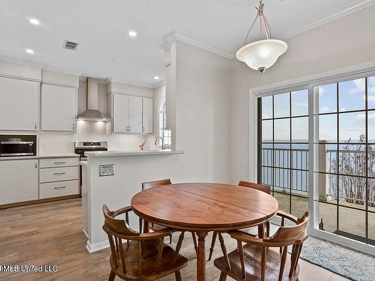 74 Lake Barnett Dr — Photo 6