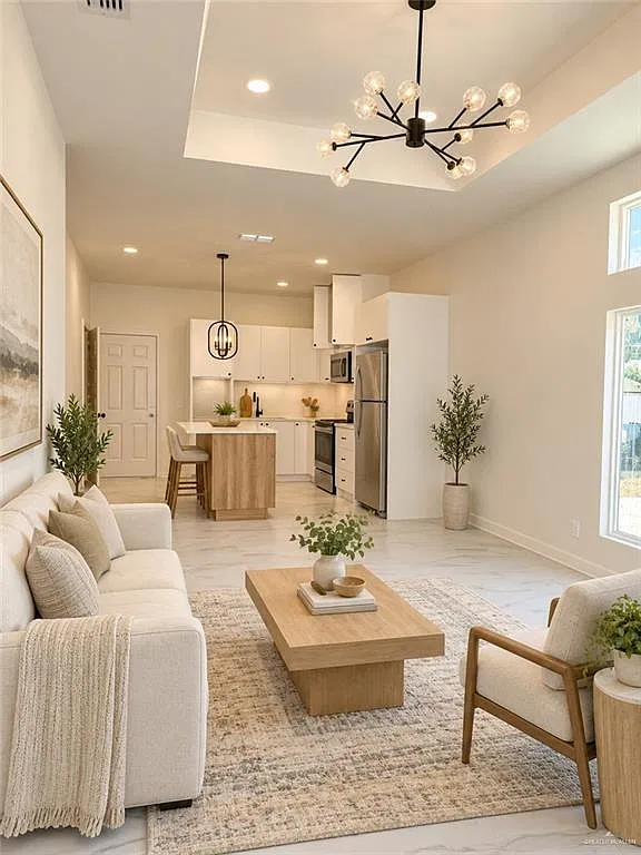 1202 Woodland Ave — Photo 4