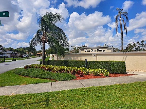 3rd image of 10645 Green Trail Drive S