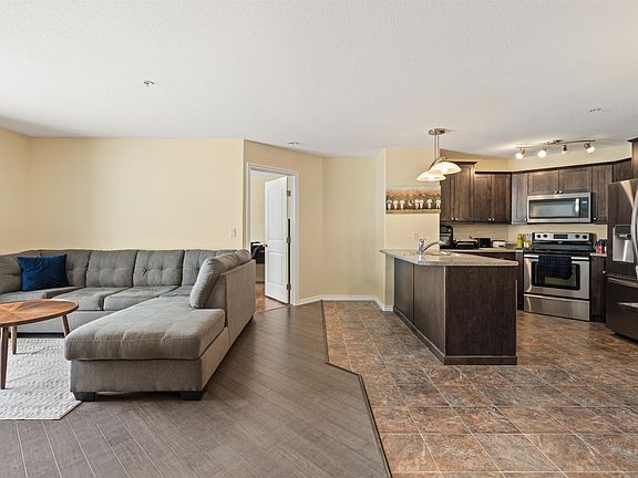 5th image of 901 16th St #3105