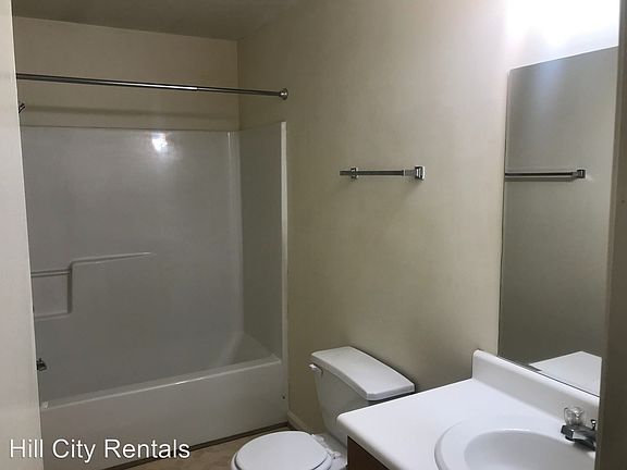 2nd image of 410 Alta Ln APT 24