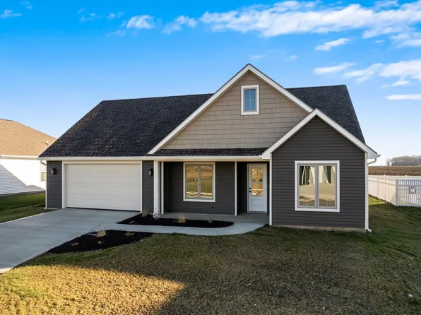 519 Aviation Dr, Ossian, IN 46777