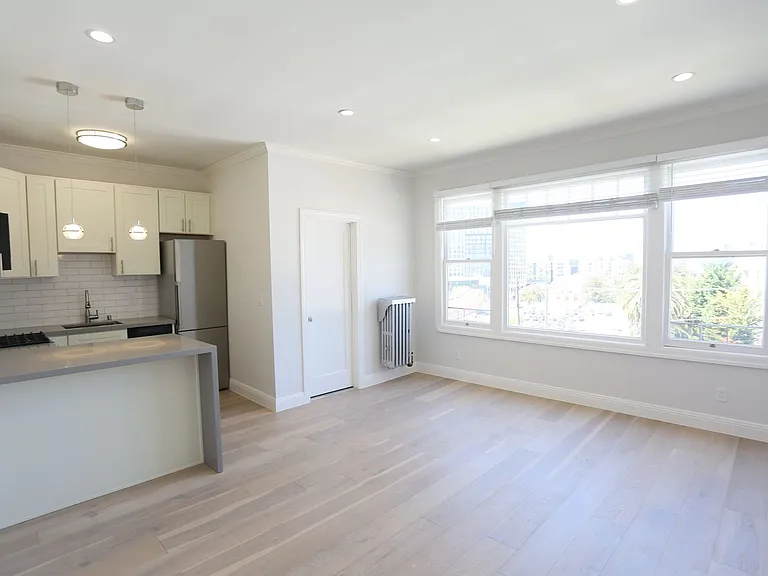 171 Montecito Ave #307 — Photo 2