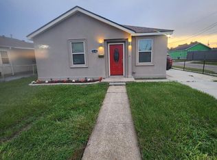 1340 Egania St, New Orleans, LA 70117