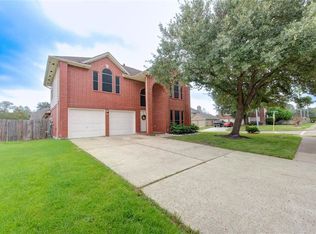 223 Wentworth Park Dr, Houston, TX 77015