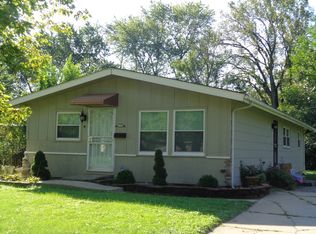 13981 S Reeves Rd, Robbins, IL 60472