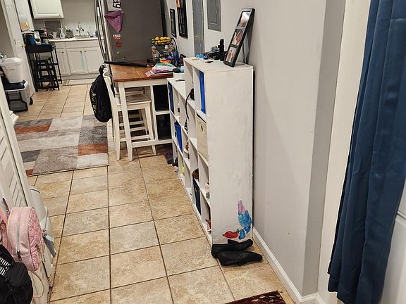 4th image of 13516 Ellendale Dr #2