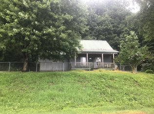 5585 Old Cape Rd, Jonesboro, IL 62952