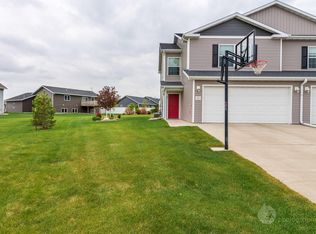 723 Weyburn Dr, Bismarck, ND 58503