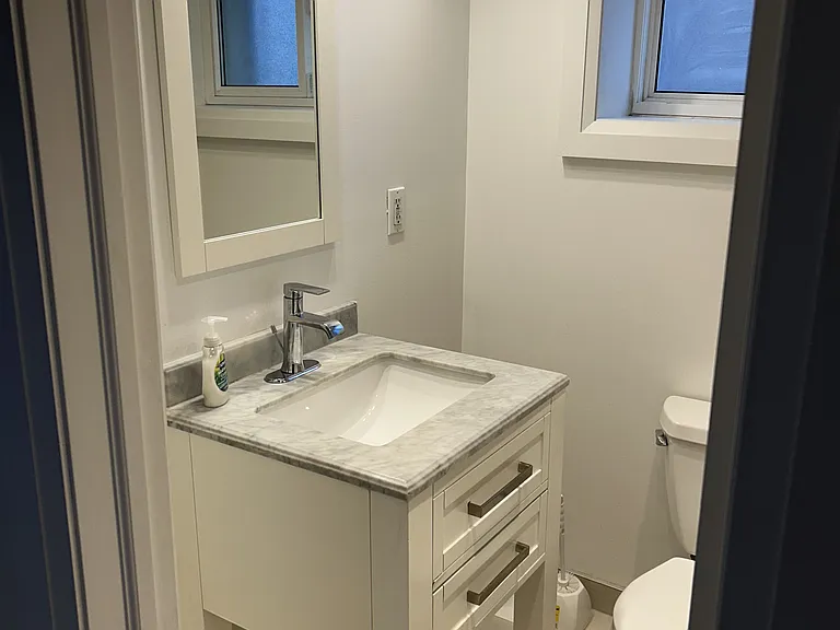 1342 Pape Ave #G — Photo 8