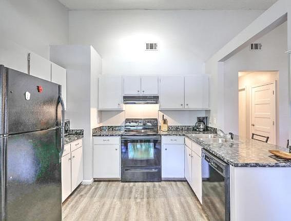 5th image of 1247 Lake Mallard Blvd