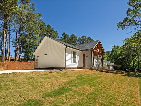 3rd image of 774 Donahoo Rd