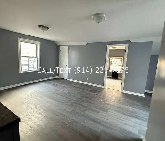 76 Bruce Ave — Photo 1